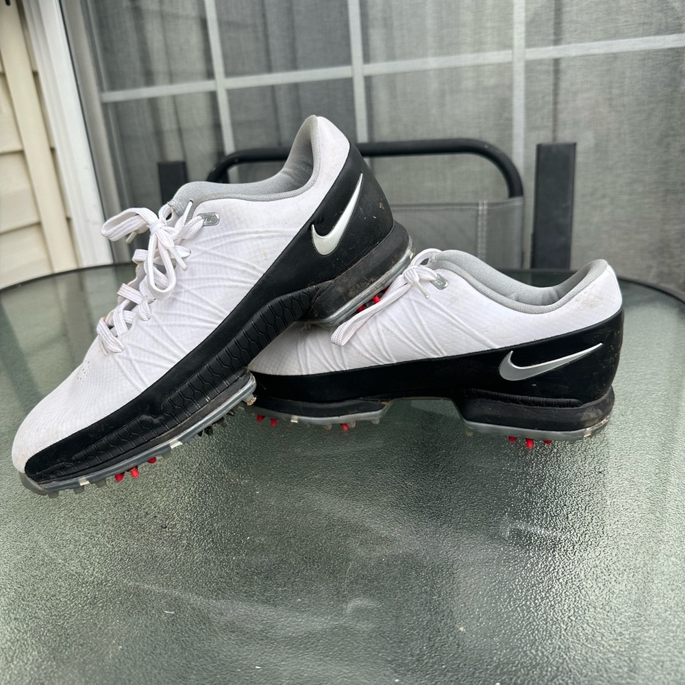 Nike golf shoes